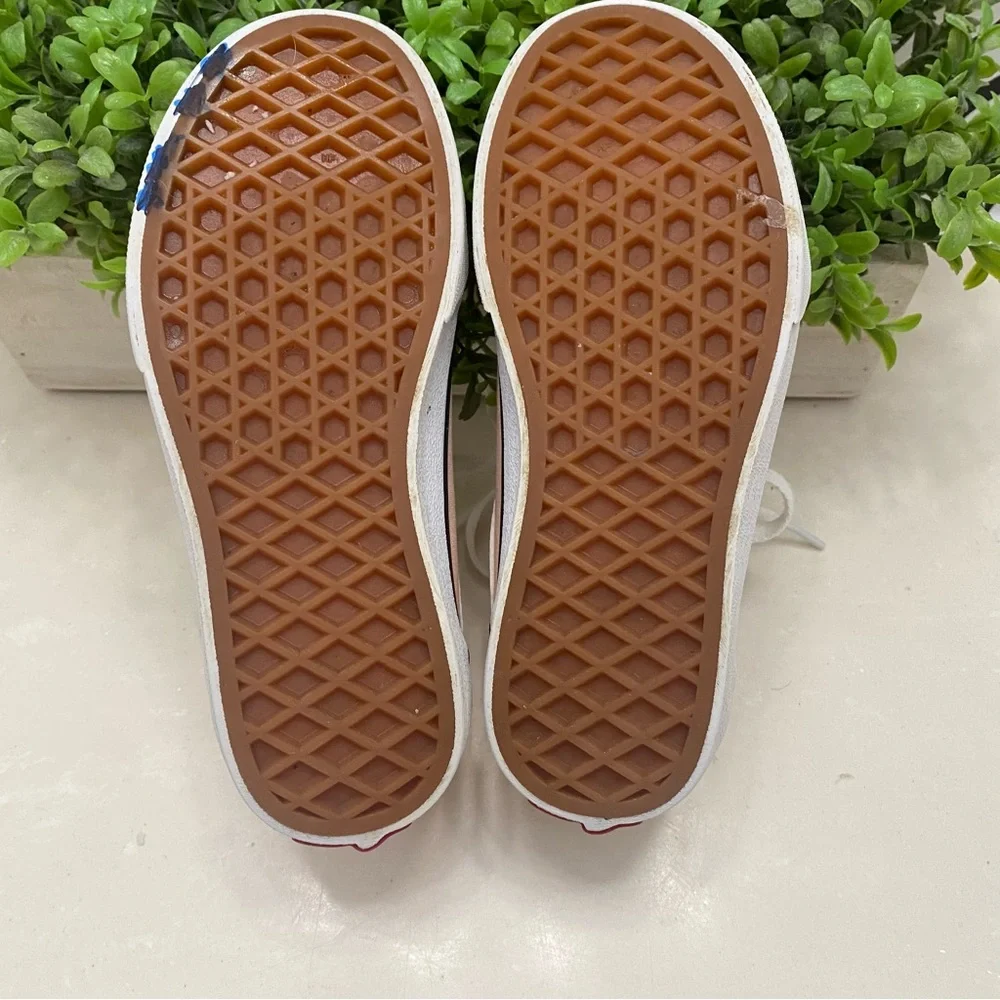 Vans Ward Low Top Sneakers Youth‎ Missy Size 13 Peach Apricot Pink